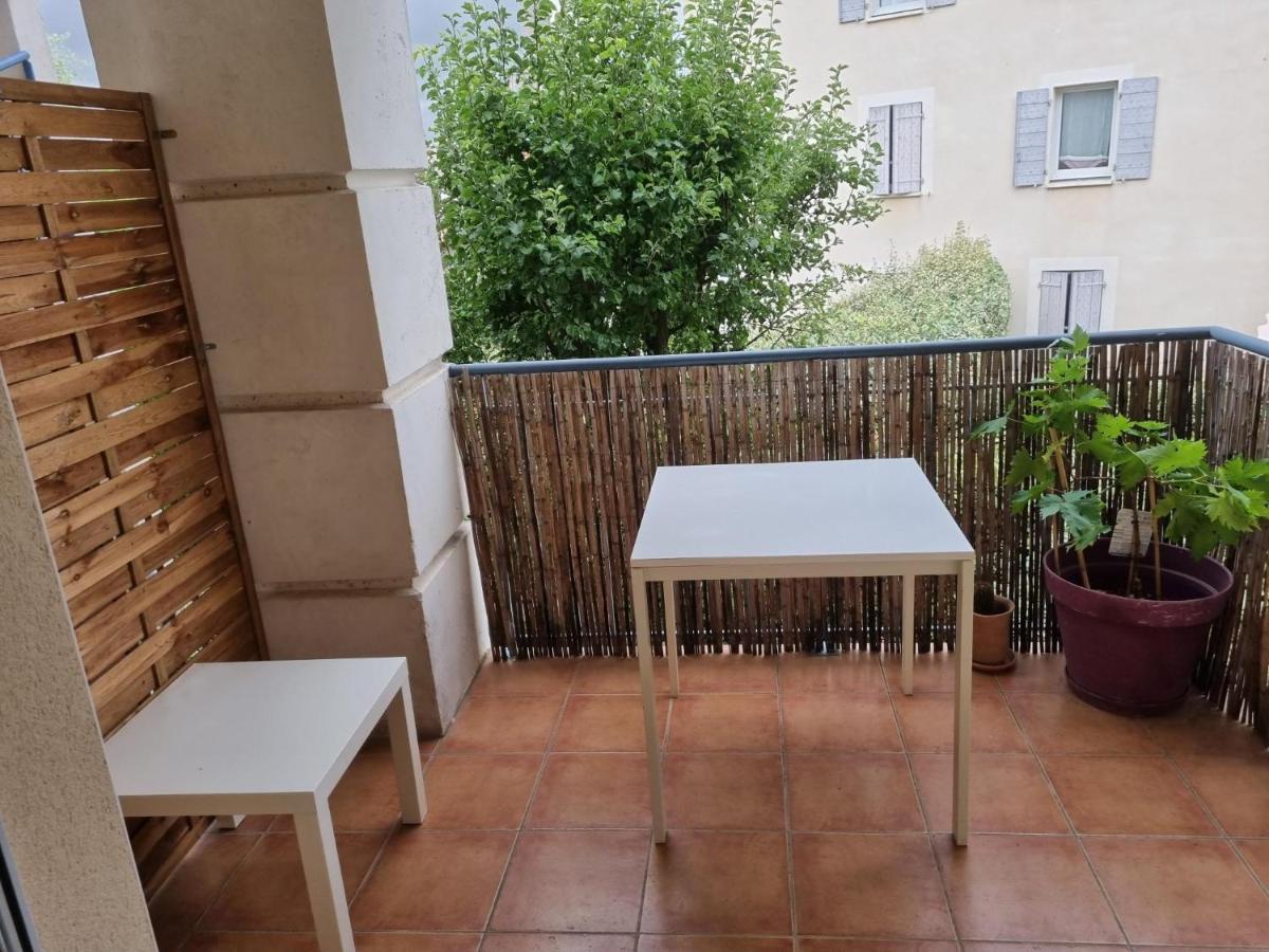 Appartement 1 Chambre Avec Piscine Uzes Ngoại thất bức ảnh