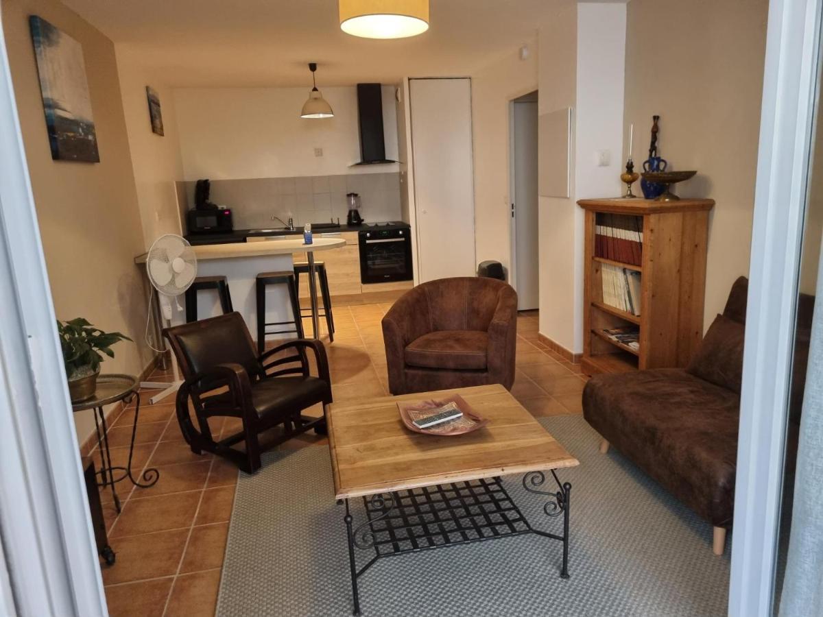 Appartement 1 Chambre Avec Piscine Uzes Ngoại thất bức ảnh