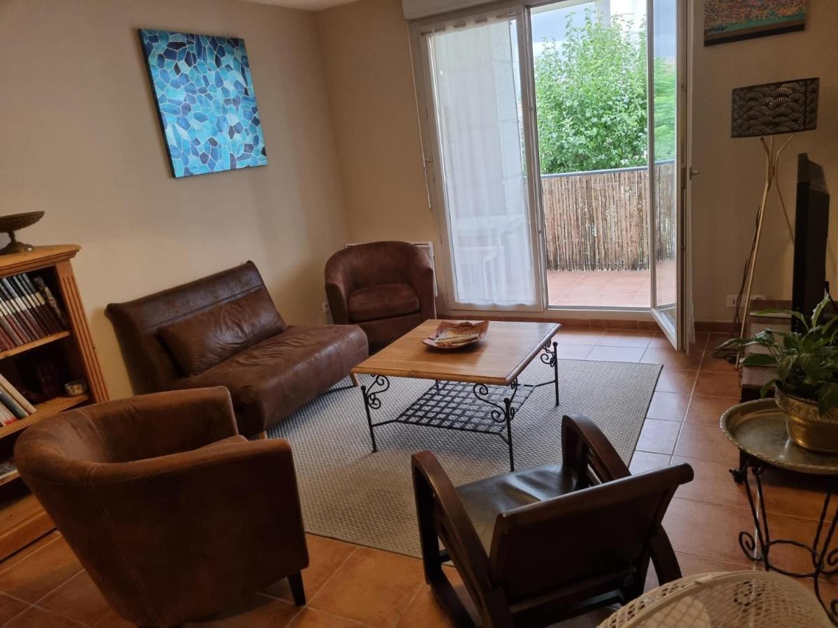 Appartement 1 Chambre Avec Piscine Uzes Ngoại thất bức ảnh